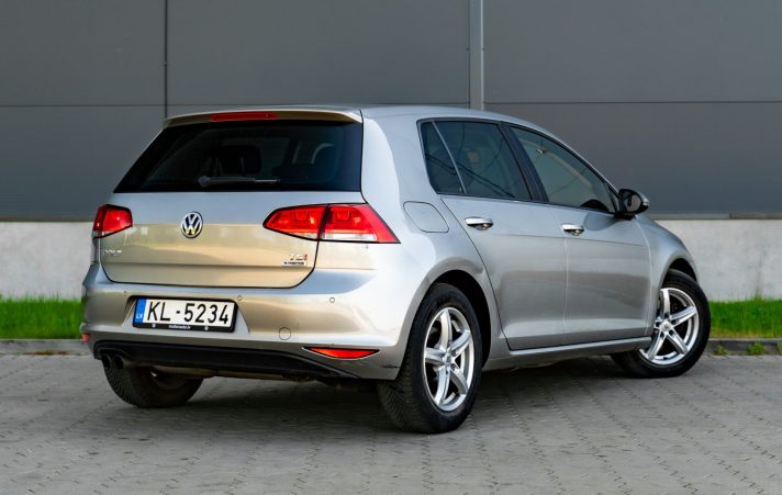VW GOLF