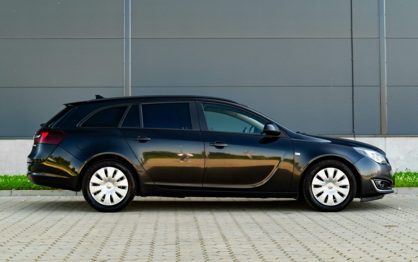 OPEL INSIGNIA SPORTS TOURER