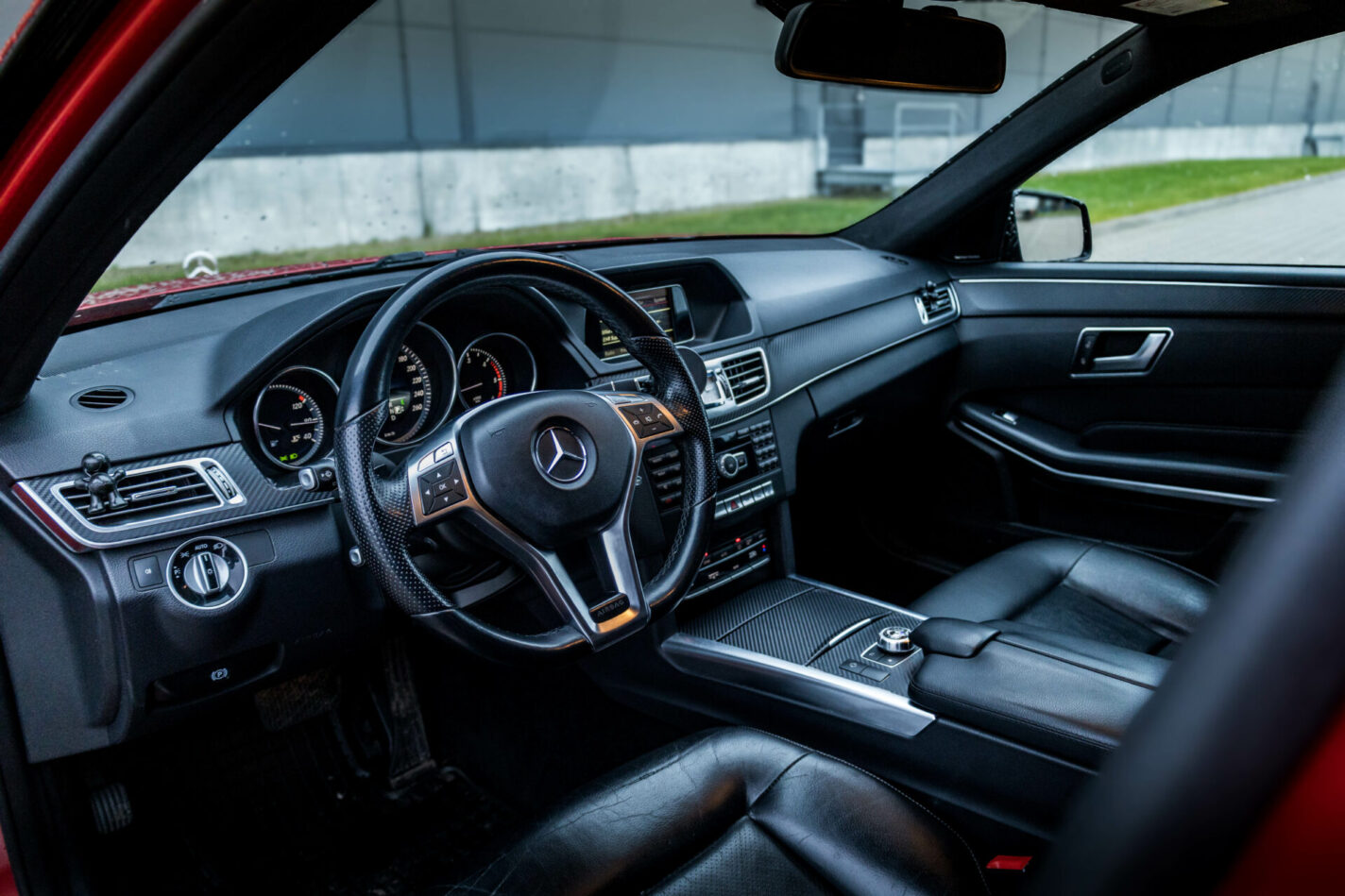 MERCEDES BENZ E200 CDI