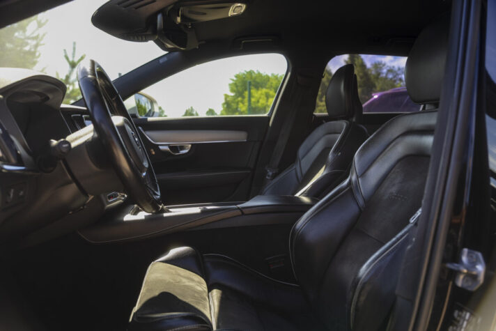 VOLVO V90 R-DESIGN