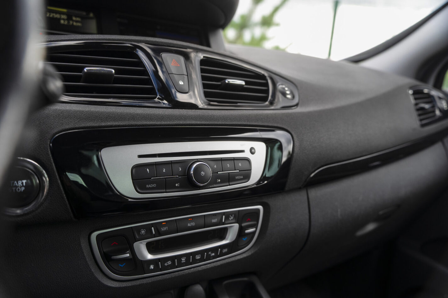 RENAULT MEGANE SCENIC