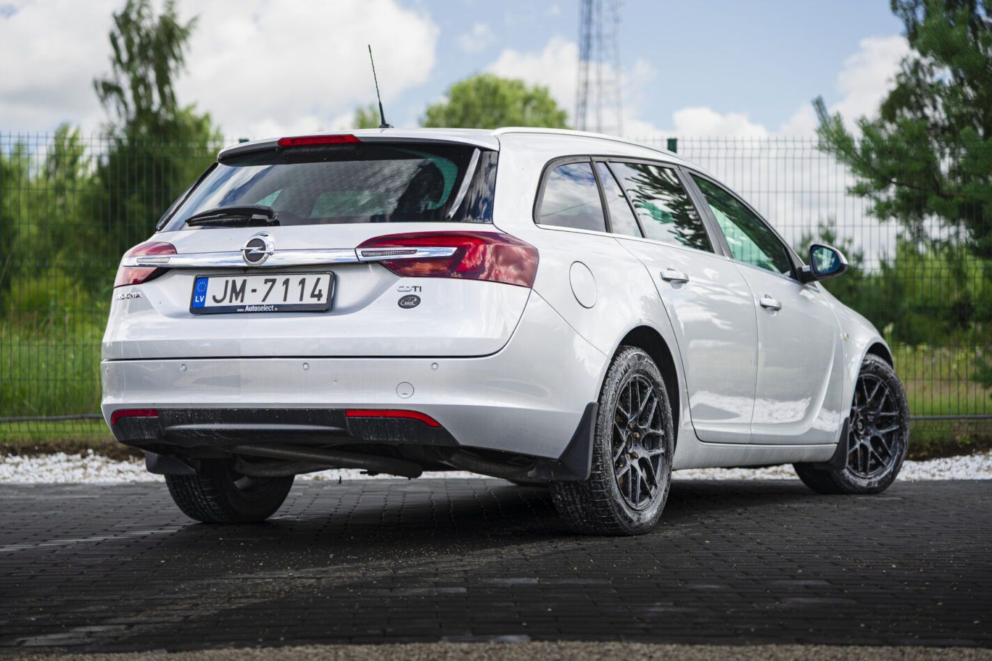 OPEL INSIGNIA SPORTS TOURER
