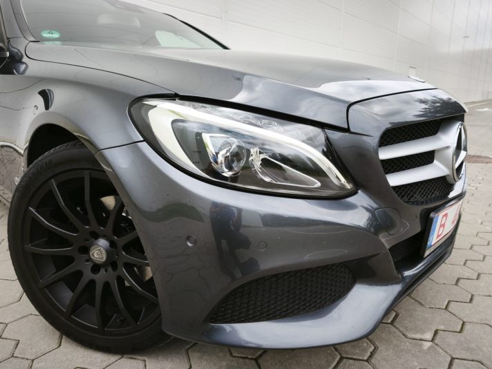 Mercedes-Benz C220 125kwt 7G-Tronic