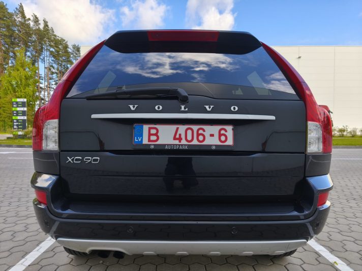 Summum, Volvo XC90, D-5 199.350 km.