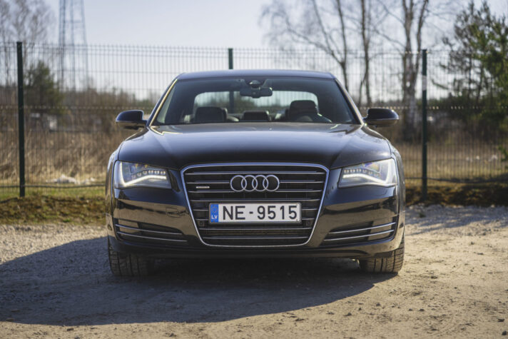 AUDI A8 QUATTRO