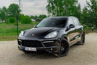 PORSCHE CAYENNE TURBO