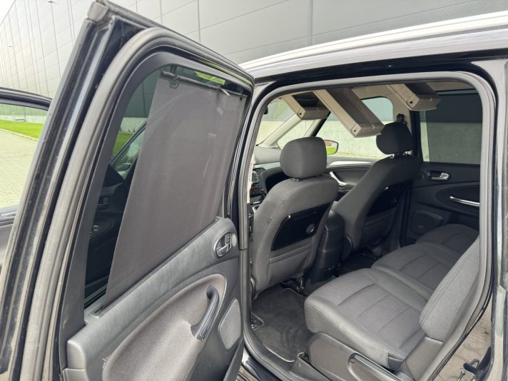Ford Galaxy Titanium