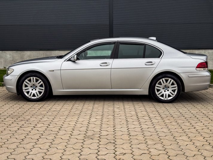 BMW 730