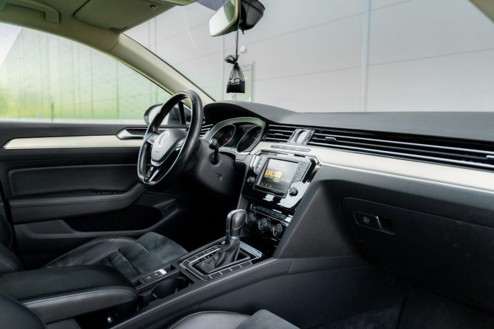 VW PASSAT