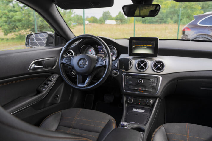 MERCEDES BENZ CLA 220 CDI