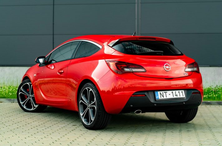 OPEL ASTRA GTC