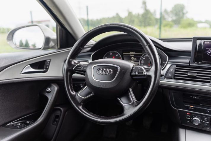 AUDI A6 LIMOUSINE
