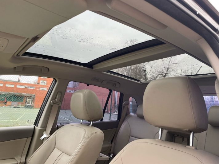 RENAULT KOLEEOS AR MAZU ORIGINALU PIERADAMU NOBRAUKUMU