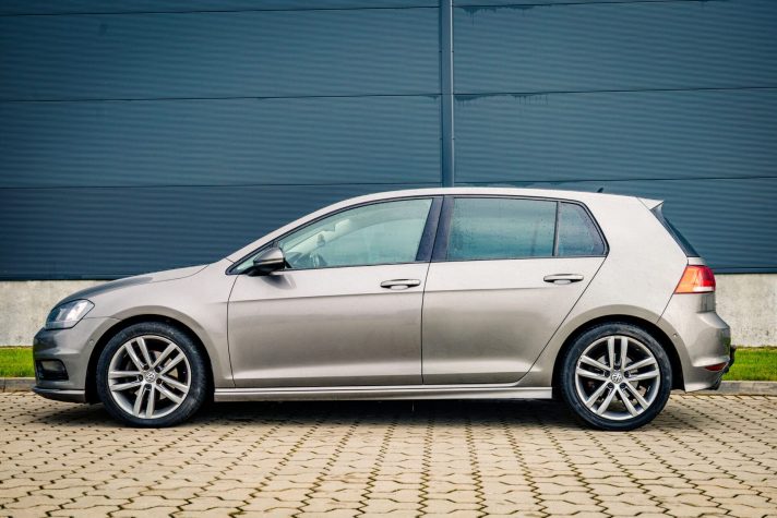 VW GOLF