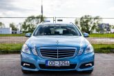 MERCEDES BENZ E200