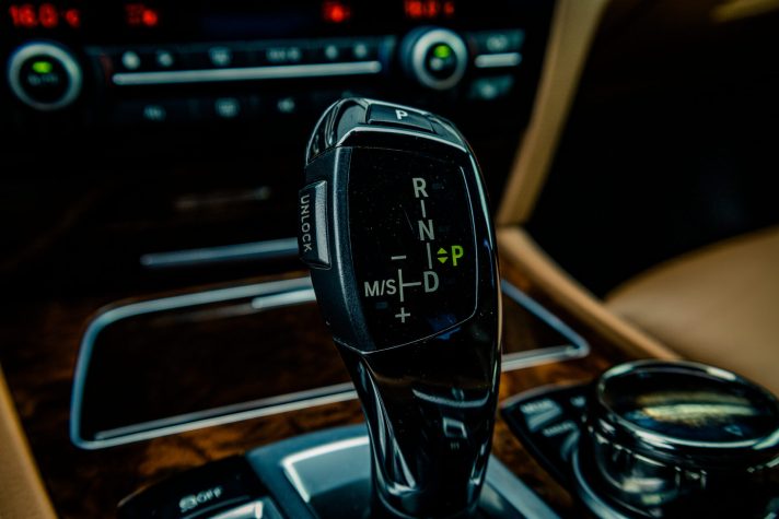 BMW 730