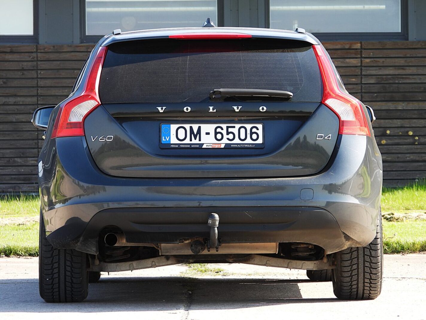 VOLVO V60