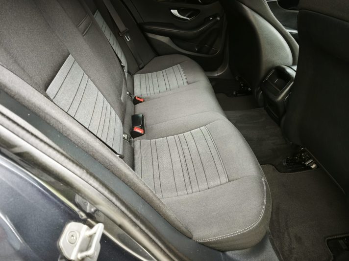 Mercedes-Benz C220 125kwt 7G-Tronic