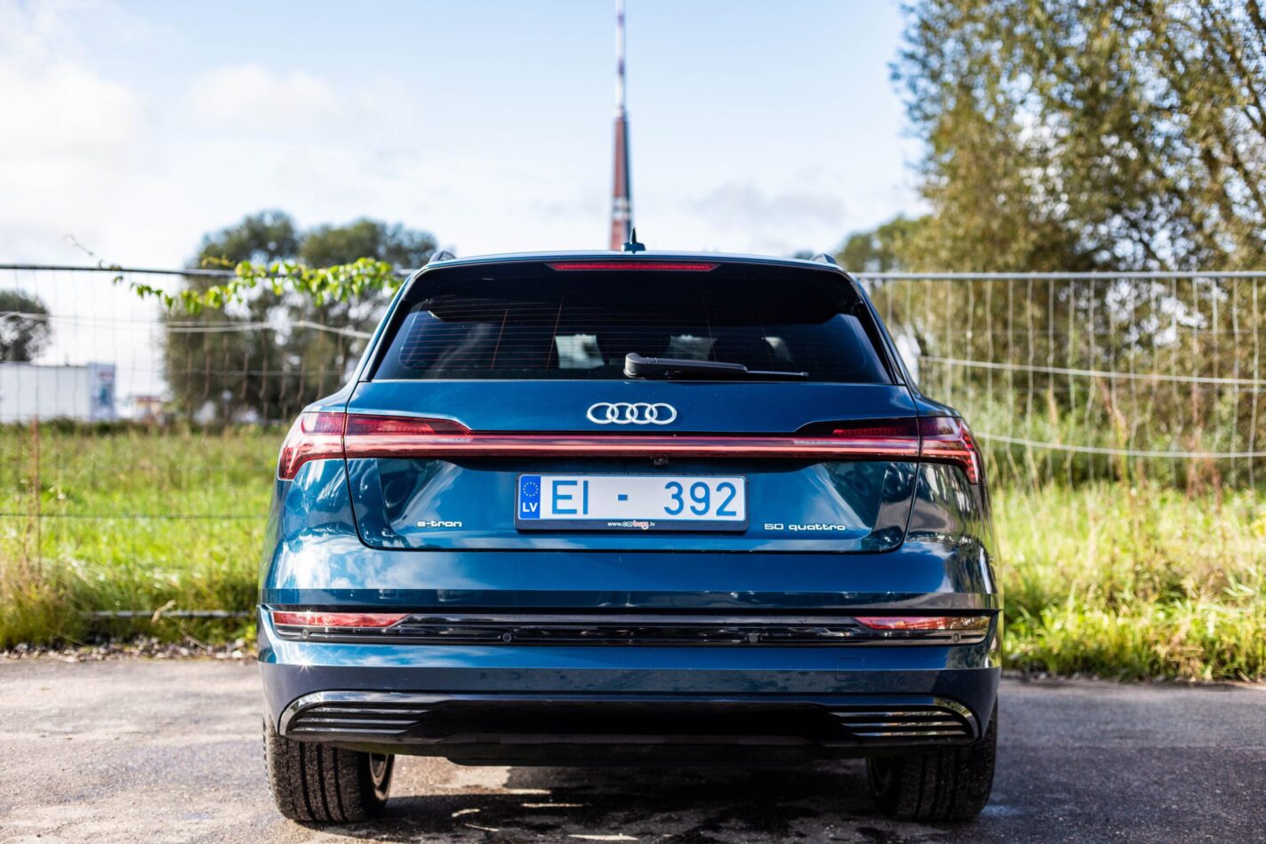 AUDI E-TRON 50