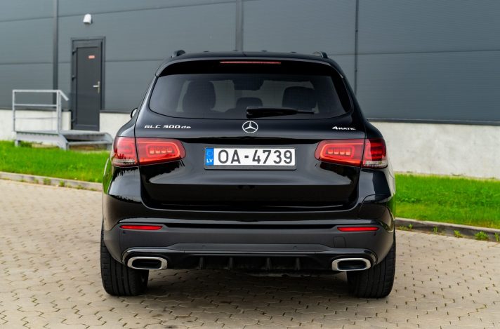 MERCEDES BENZ GLC 300 DE 4MATIC