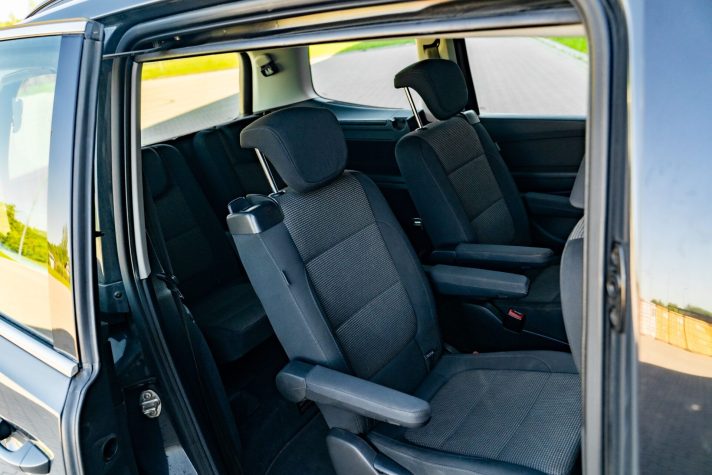 VW SHARAN