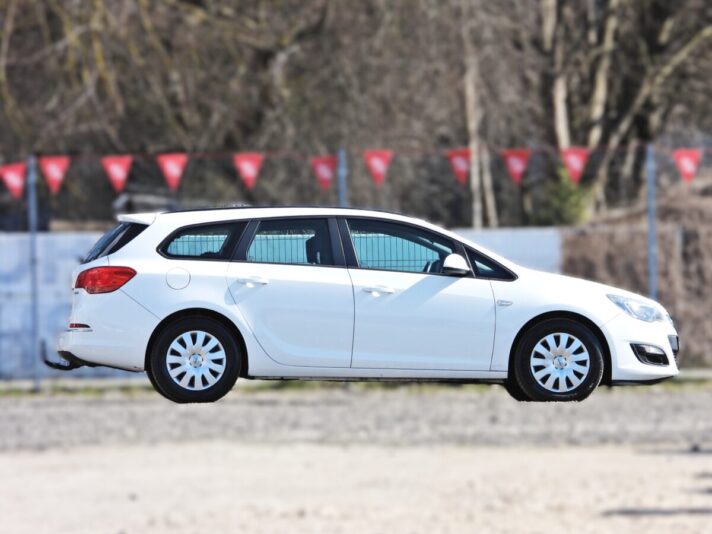 OPEL ASTRA SPORTS TOURER