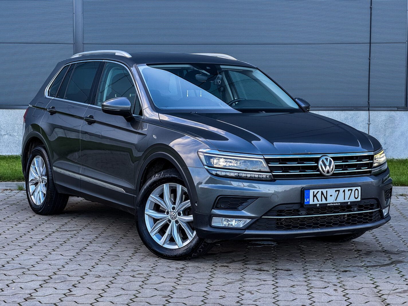 VW TIGUAN