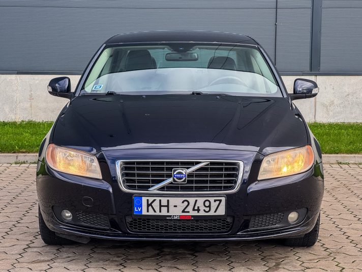 VOLVO S80