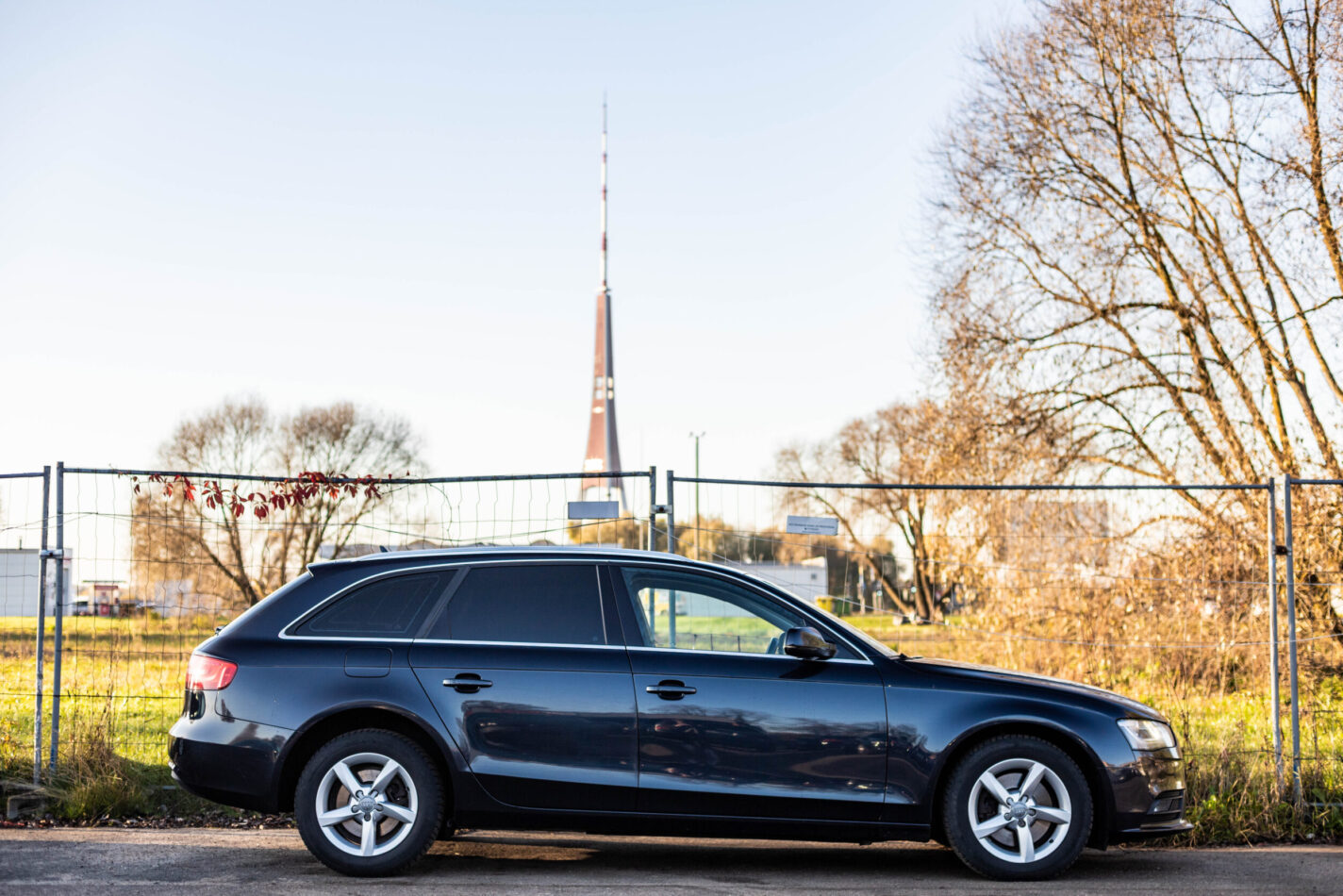 AUDI A4 AVANT