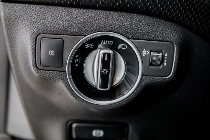 MERCEDES BENZ A180