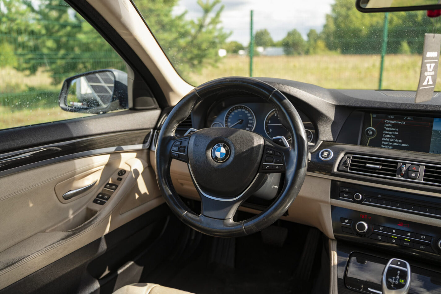 BMW 525