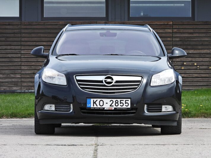 OPEL INSIGNIA SPORTS TOURER