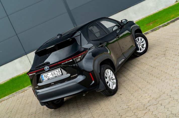 TOYOTA YARIS CROSS