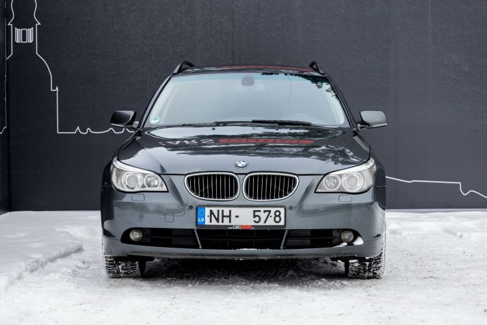 BMW 530
