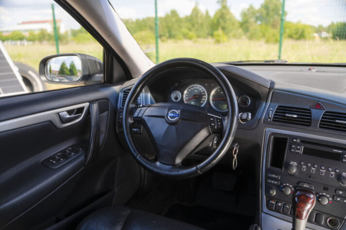 VOLVO V70