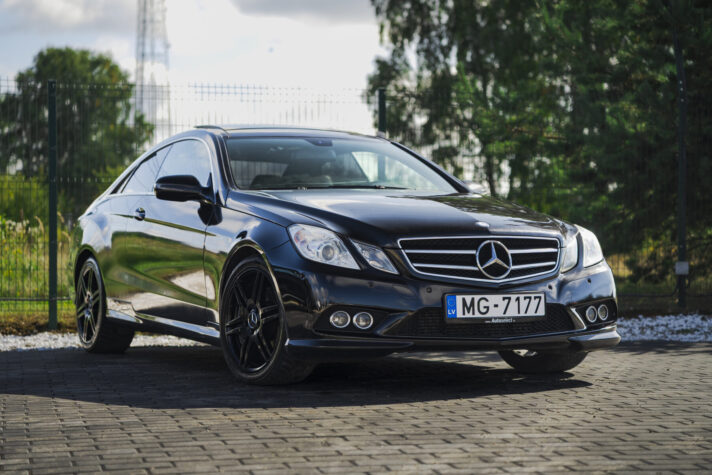 MERCEDES BENZ E250
