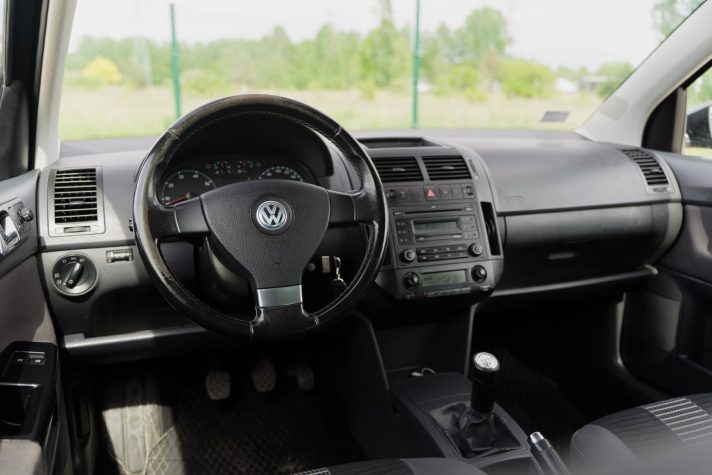 VW POLO