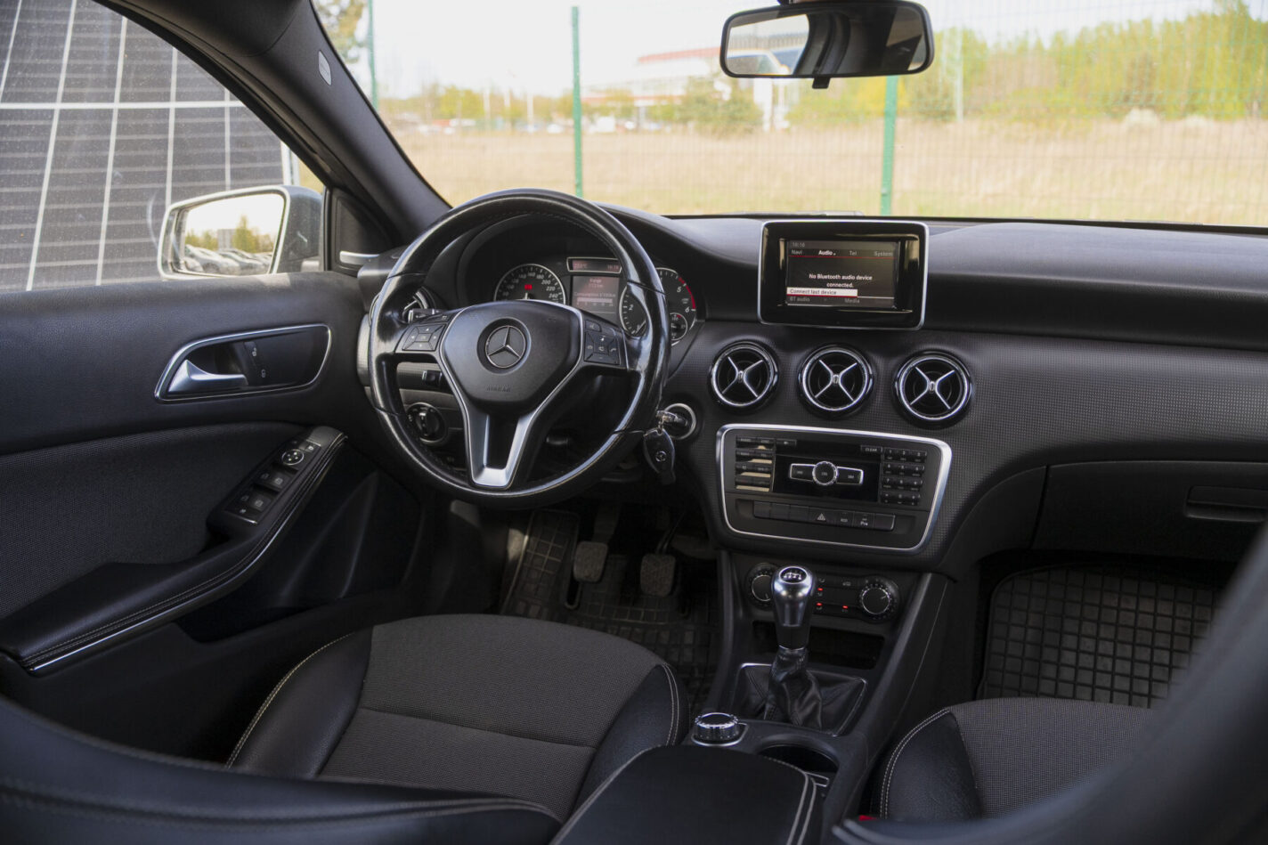 MERCEDES BENZ A180