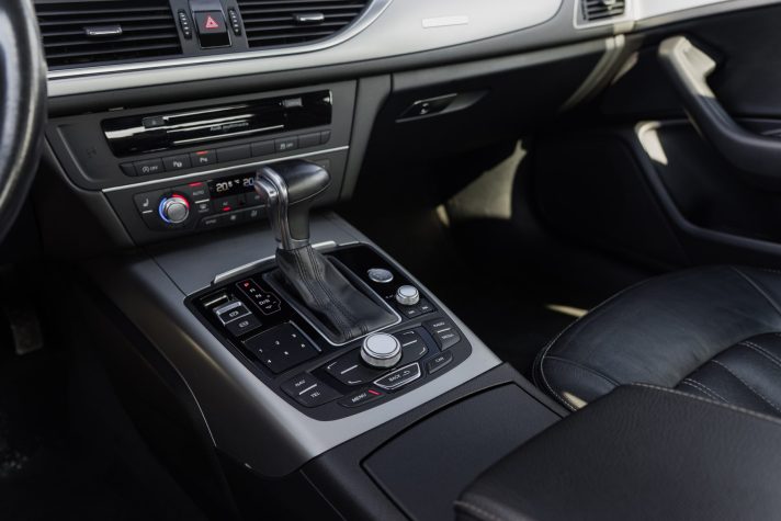 AUDI A6 LIMOUSINE QUATTRO