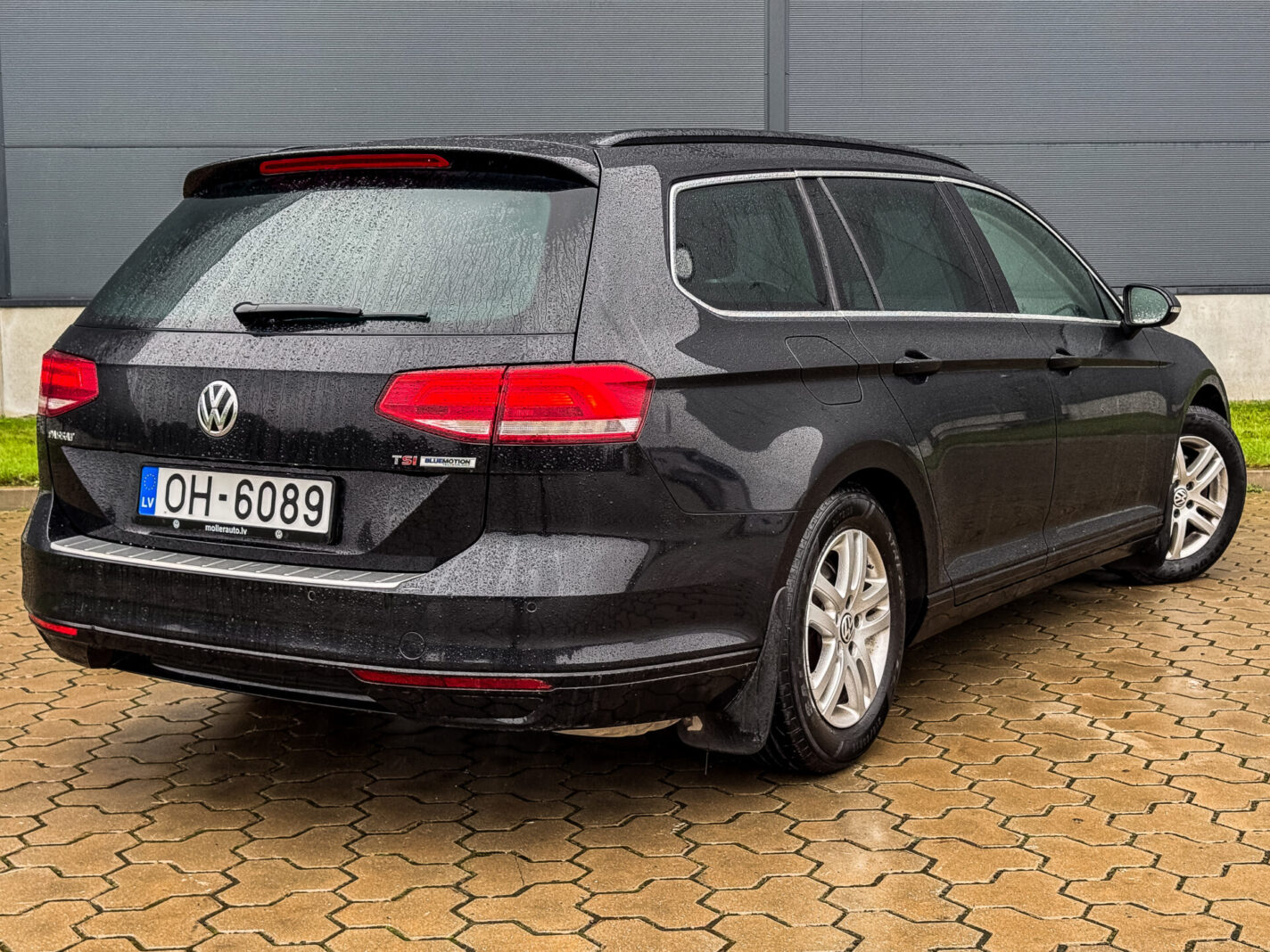 VW PASSAT
