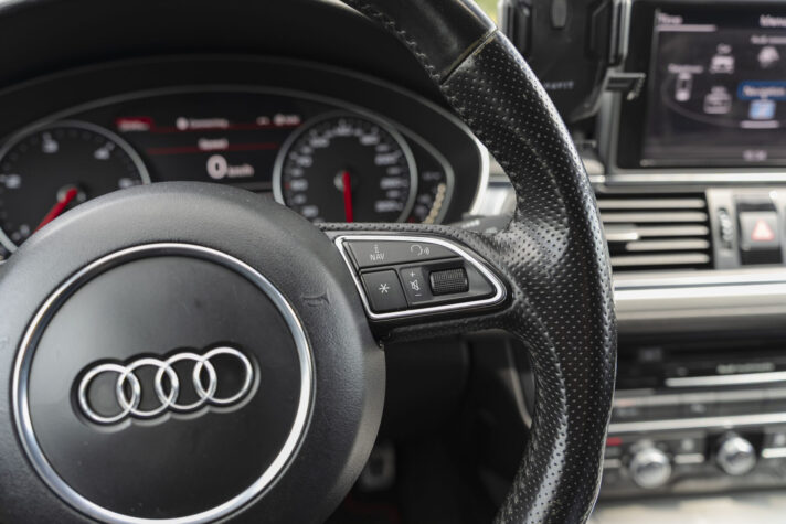 AUDI A6 LIMOUSINE QUATTRO