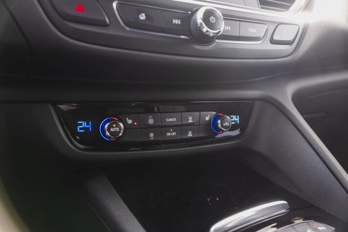 OPEL INSIGNIA SPORTS TOURER 4X4