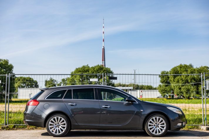 OPEL INSIGNIA SPORTS TOURER