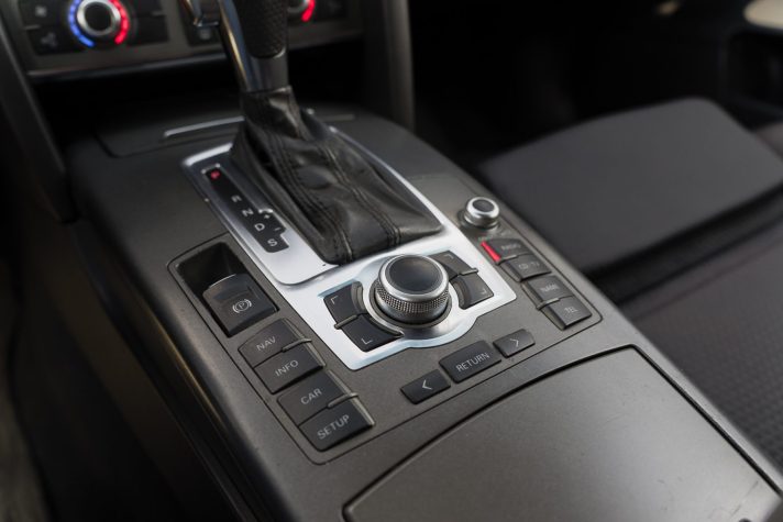 AUDI A6 QUATTRO