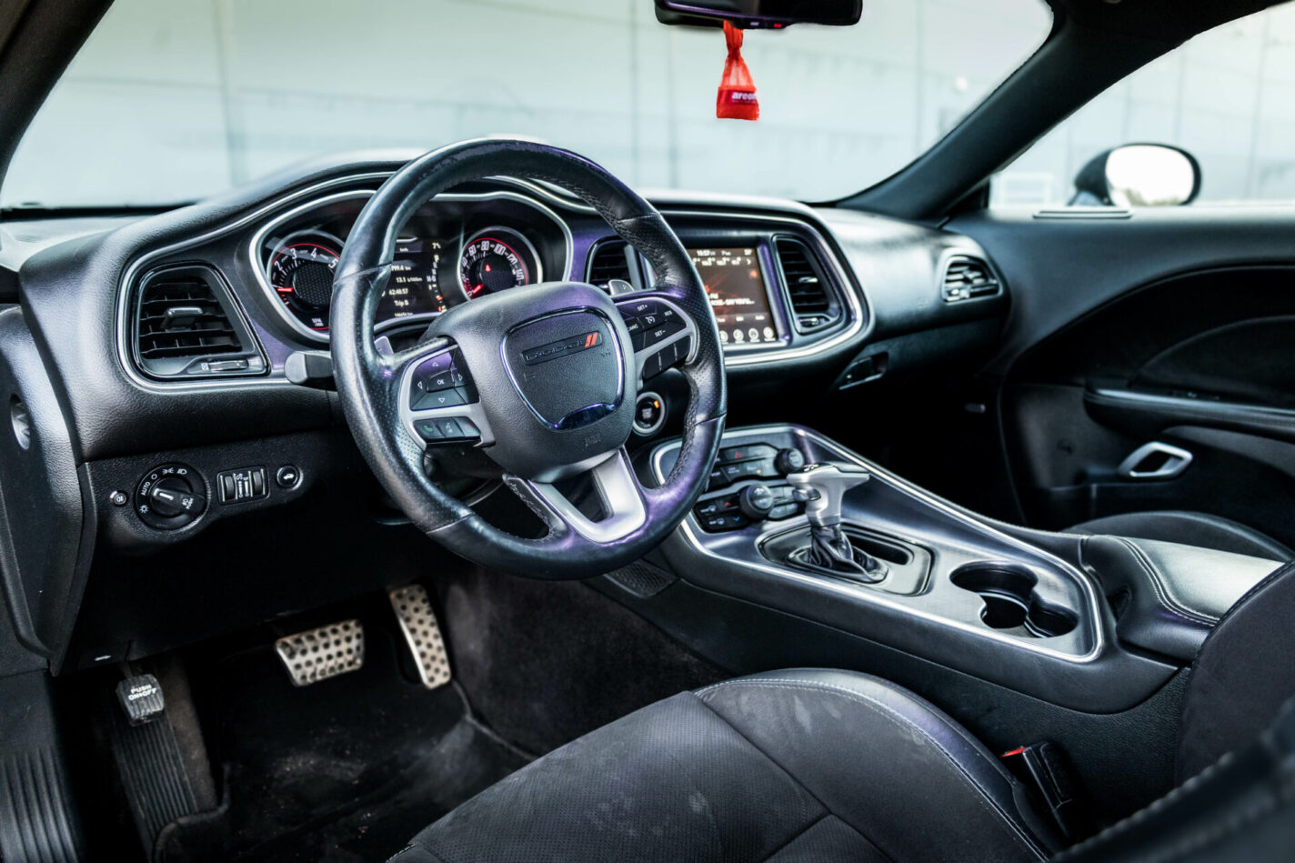 DODGE CHALLENGER