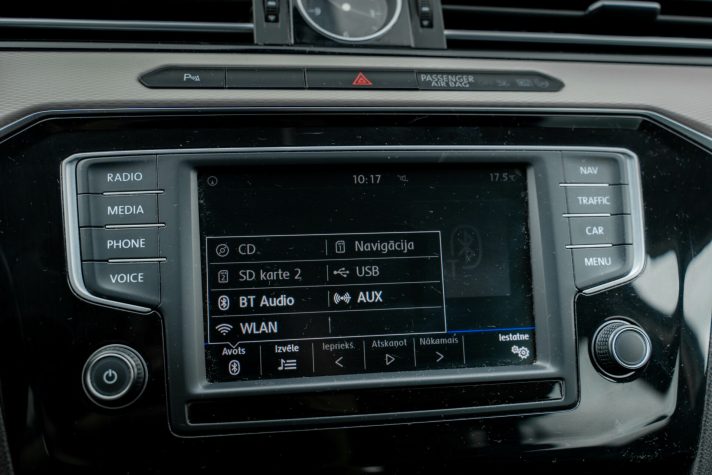 VW PASSAT