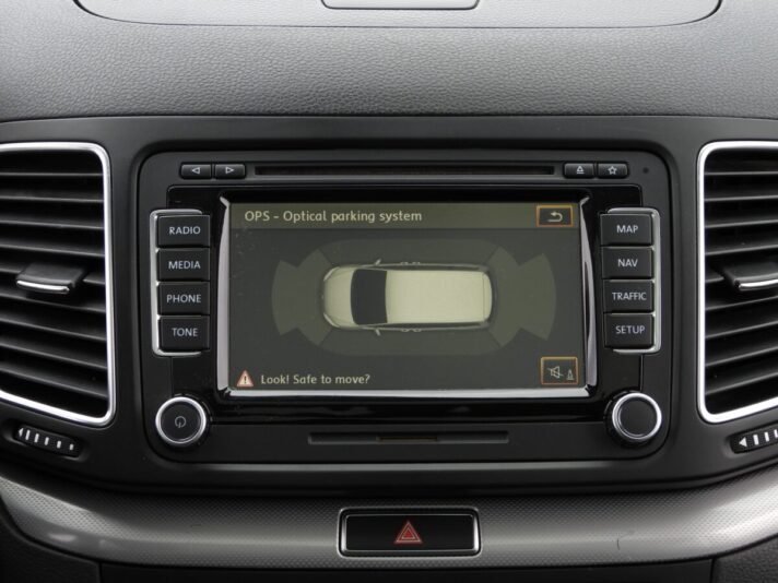 VW SHARAN