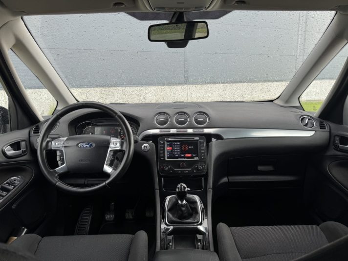 Ford Galaxy