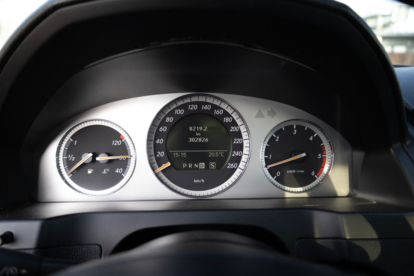 MERCEDES BENZ C320