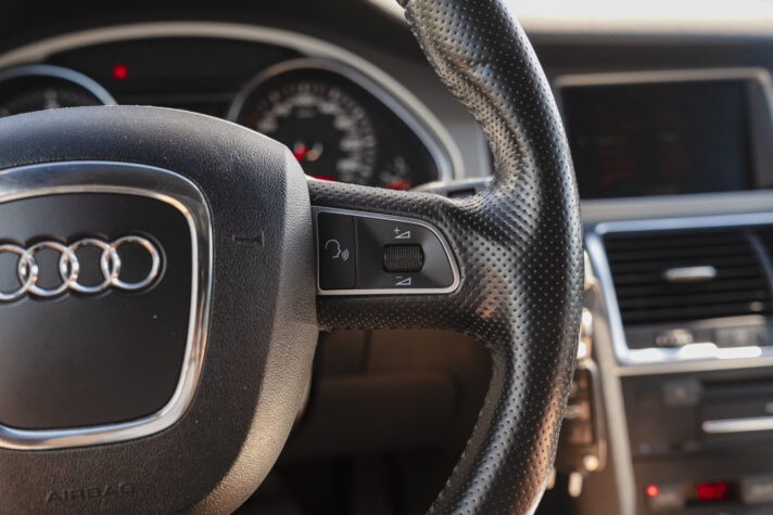 AUDI Q7 S-LINE
